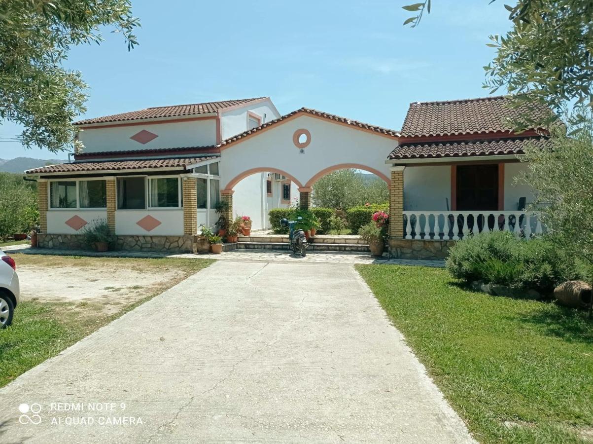 Villa Yannis 1 Róda Eksteriør bilde